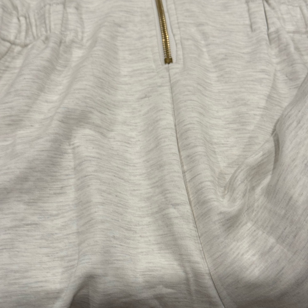 VARLEY Caldwell Playsuit 5 inches Ivory Marl Shorts Wide zip collar NWT LARGE - Picture 6 of 7